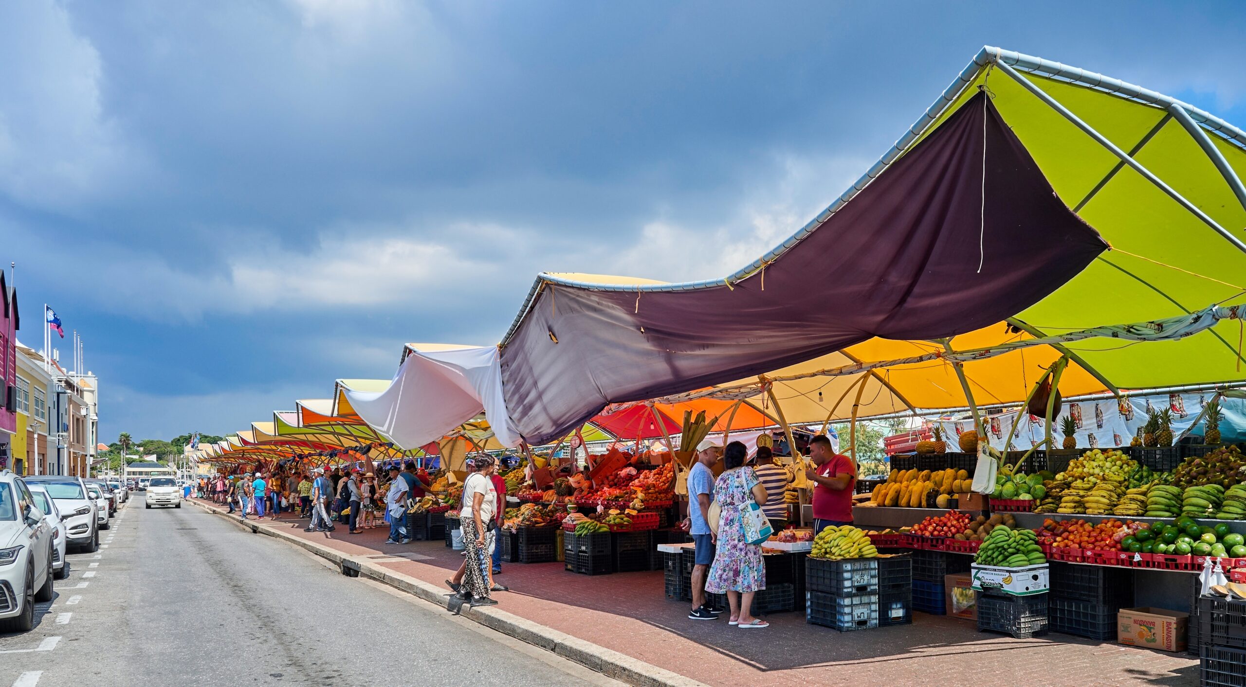 Best Markets and Must-Eats Worldwide