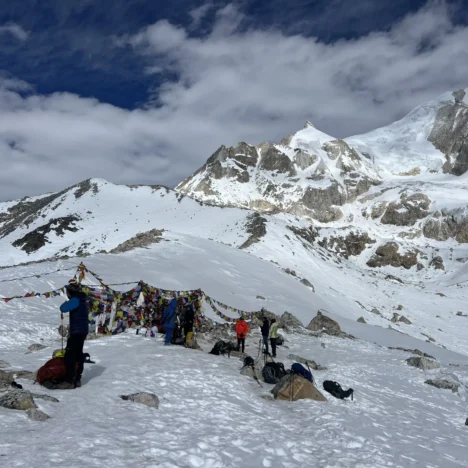 Kanchenjunga Circuit Trek – 19 Days