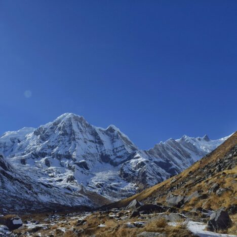 7 reasons to Do the Makalu Base Camp Trek
